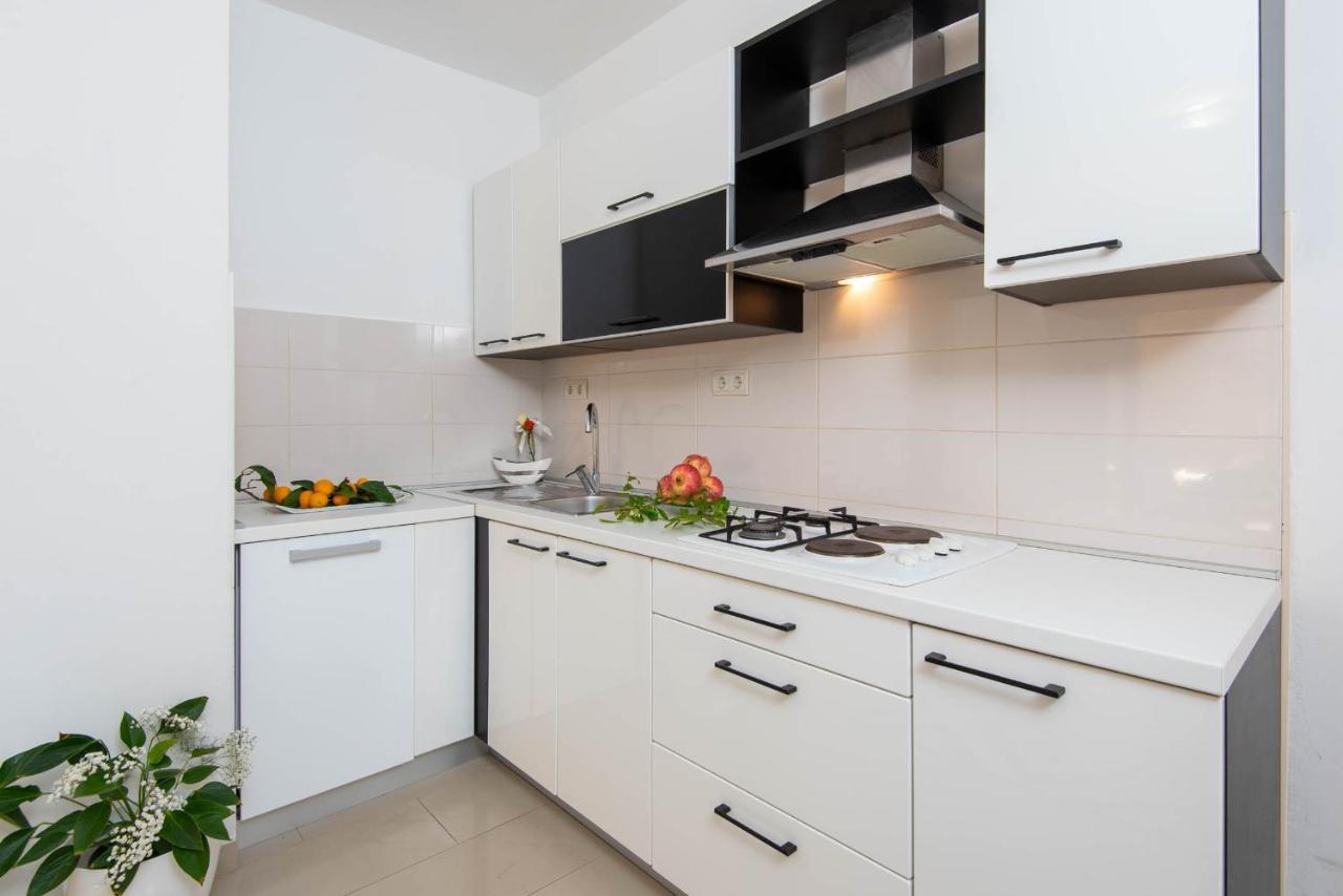 Apartments Lenka Orebić Εξωτερικό φωτογραφία